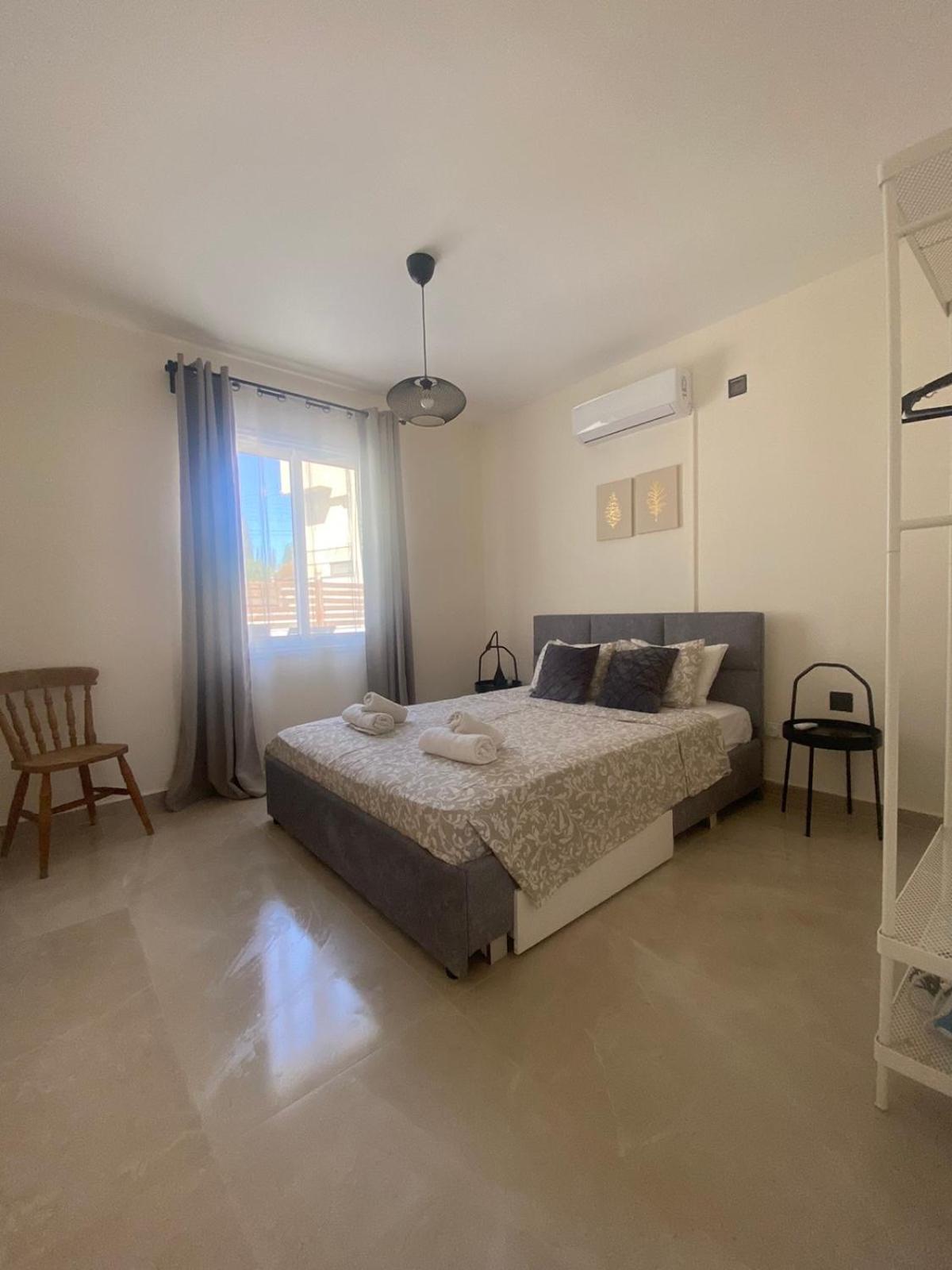 Mari House-Close To The Beach Pafos Zewnętrze zdjęcie